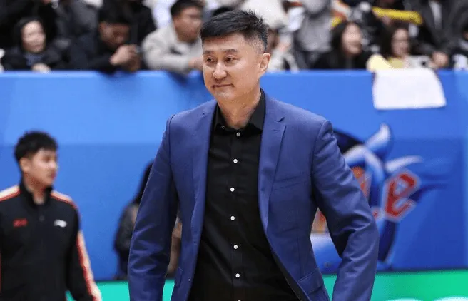 开云体育-杜锋：钟诚这两年把吉林带的不错，来到客场打比赛都很困难