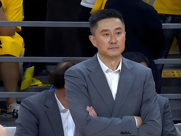 开云集团官网-良苦用心！杜锋正在下一盘大棋|广东队|麦考尔|青岛队|徐杰|广东男篮_新浪体育_新浪新闻